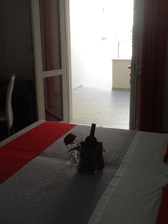 La Maison De Monet Brindisi Room photo